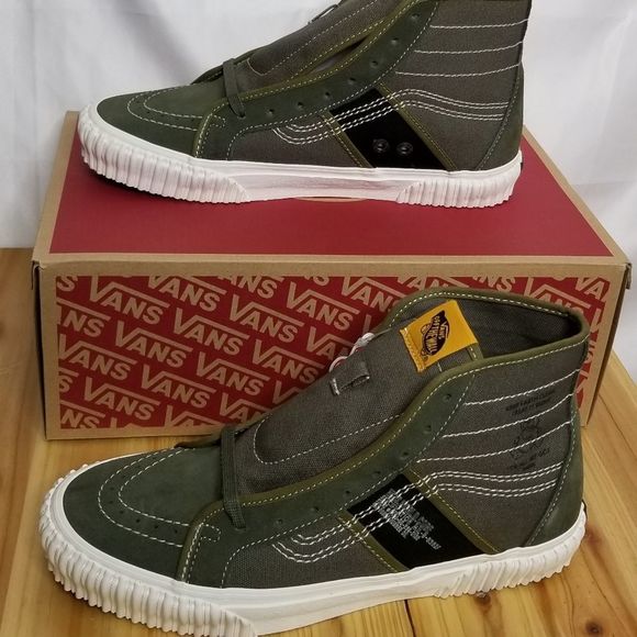 Vans Other - - Van's SK8 HI Gym Issue Sneaker Shoes Sz 8.5 Mens New